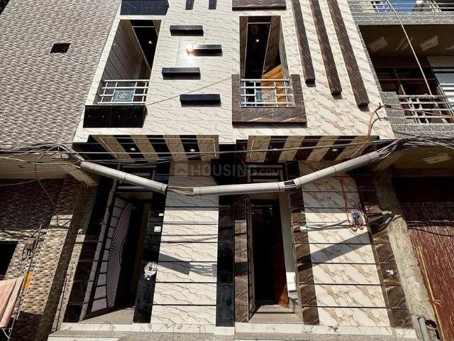 2 BHK Independent House in Dwarka Mor for resale New Delhi. The reference number is 19587196