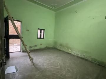 2 BHK Independent House in Dwarka Mor for resale New Delhi. The reference number is 20456328