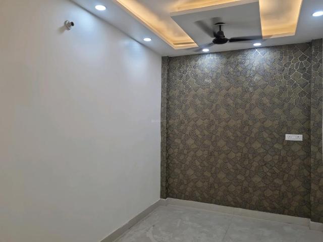 2 BHK Independent House in Nawada for resale New Delhi. The reference number is 21177846