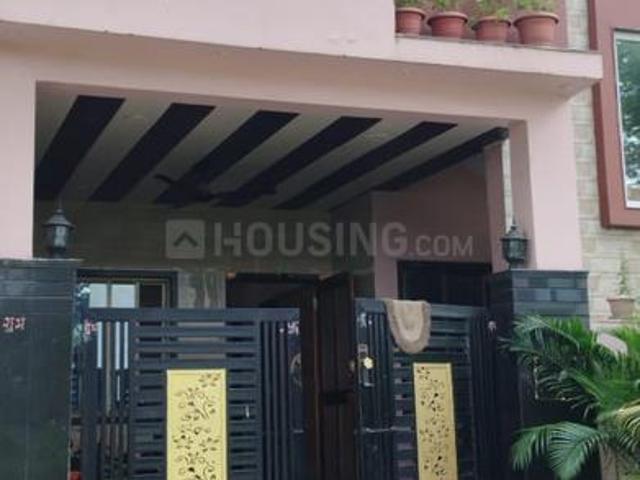 2 BHK Independent House in Dunda for rent Raipur. The reference number is 21003423
