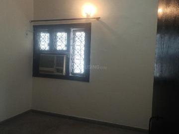 2 BHK Independent House in East Of Kailash for rent New Delhi. The reference number is 20010845
