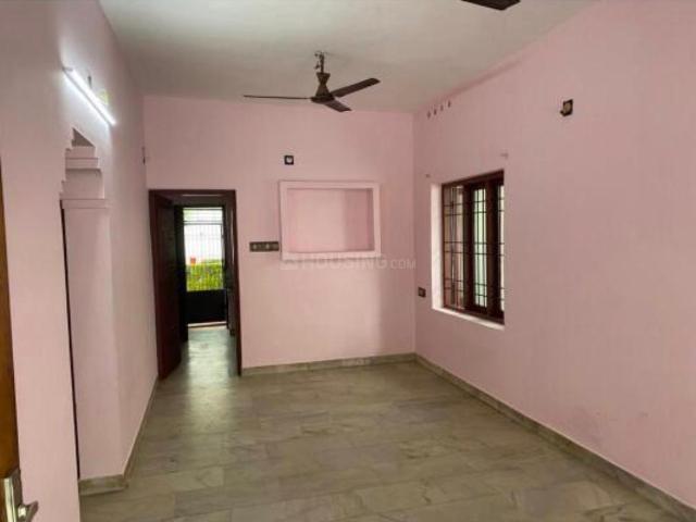 2 BHK Independent House in Edappally for rent Kochi. The reference number is 21279517