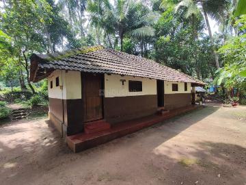 2 BHK Independent House in Elathur for rent Kozhikode. The reference number is 20511093