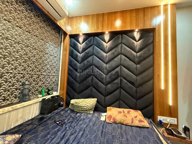 2 BHK Independent House in Entally for resale Kolkata. The reference number is 21064914