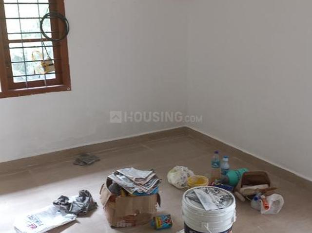 2 BHK Independent House in Ernakulam South for rent Kochi. The reference number is 12682480