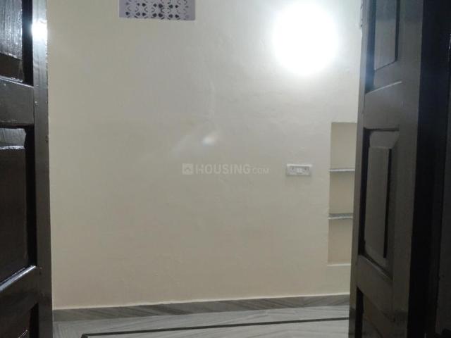 2 BHK Independent House in Gardanibagh for rent Patna. The reference number is 21206237