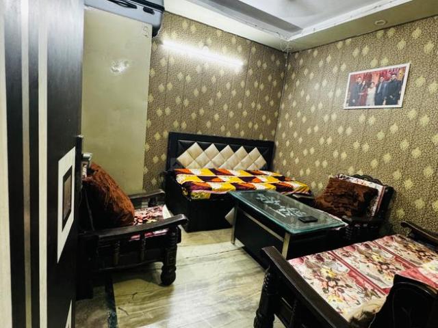 2 BHK Independent House in Geeta Colony for resale New Delhi. The reference number is 16567842