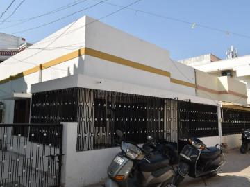 2 BHK Independent House in Ghatlodiya for rent Ahmedabad. The reference number is 18545738