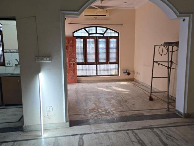 2 BHK Independent House in Gomti Nagar Extension for rent Lucknow. The reference number is 19438678