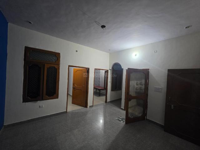 2 BHK Independent House in Gomti Nagar for rent Lucknow. The reference number is 20915244