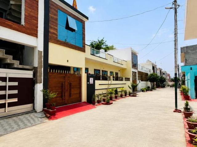 2 BHK Independent House in Gomti Nagar for resale Lucknow. The reference number is 20847903