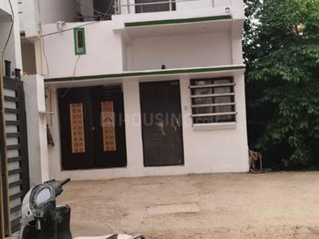 2 BHK Independent House in Gosain Tola for rent Mirzapur. The reference number is 20275651