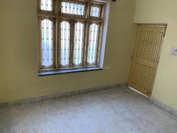 2 BHK Independent House in Hanuman Nagar for rent Patna. The reference number is 10151803