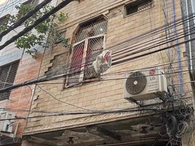 2 BHK Independent House in Hari Nagar for resale New Delhi. The reference number is 21389133