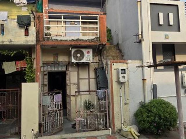 2 BHK Independent House in Hatkeshwar for resale Ahmedabad. The reference number is 20885631