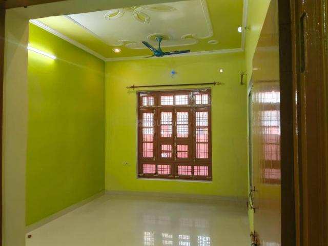 2 BHK Independent House in Indira Nagar for rent Lucknow. The reference number is 19631620