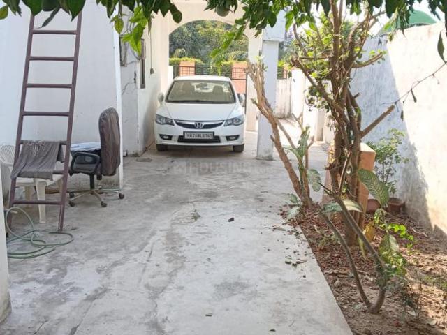 2 BHK Independent House in Indira Nagar for rent Lucknow. The reference number is 20396906