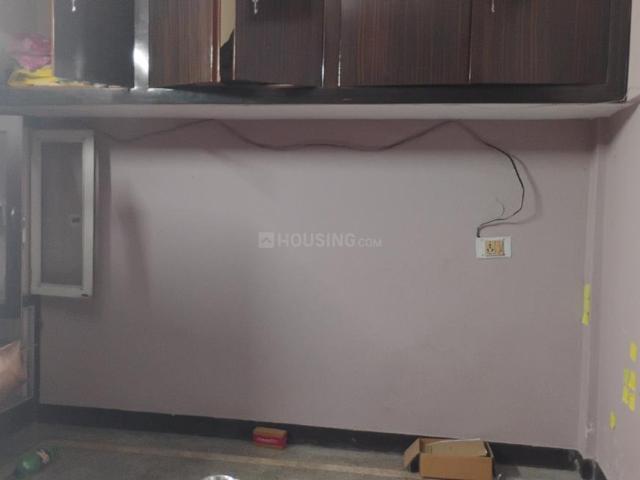 2 BHK Independent House in Indira Nagar for rent Lucknow. The reference number is 20405478