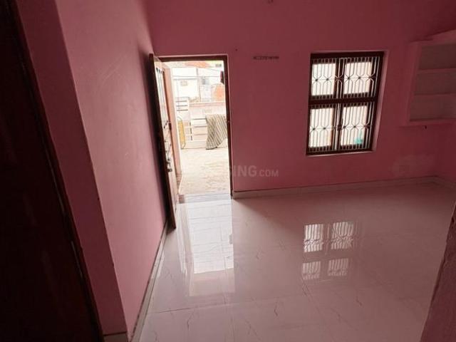 2 BHK Independent House in Indira Nagar for rent Lucknow. The reference number is 20892052