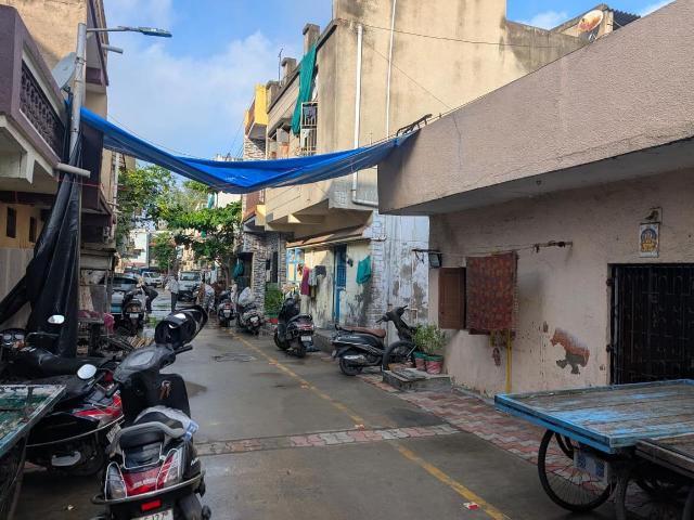 2 BHK Independent House in Isanpur for resale Ahmedabad. The reference number is 21121952