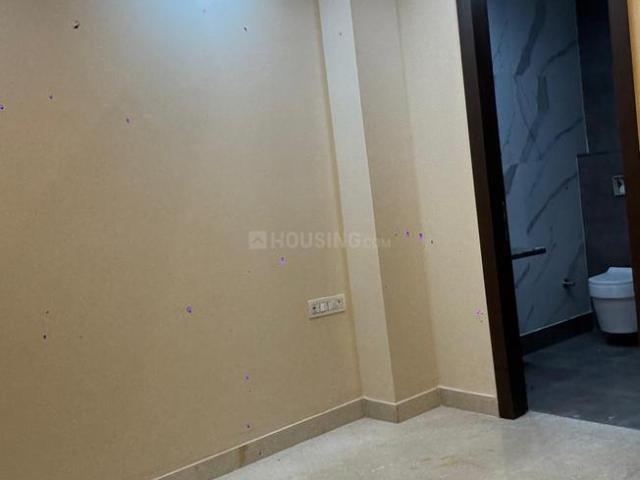2 BHK Independent House in Janakpuri for rent New Delhi. The reference number is 18665956