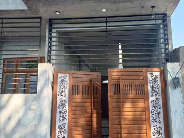 2 BHK Independent House in Kamta for rent Lucknow. The reference number is 20211296