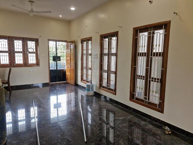 2 BHK Independent House in Kamaraj Nagar for rent Tiruchirappalli. The reference number is 18040580