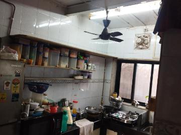 2 BHK Independent House in Kandivali West for rent Mumbai. The reference number is 20469205