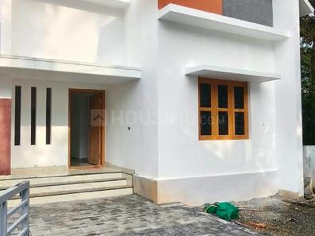 2 BHK Independent House in Kalamassery for resale Kochi. The reference number is 21283861