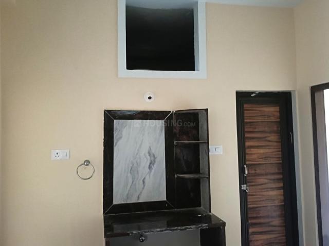 2 BHK Independent House in Kalinga Nagar for rent Bhubaneswar. The reference number is 21015043