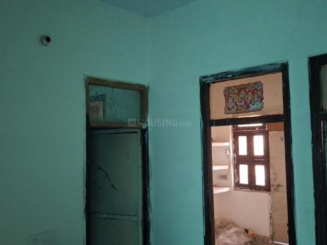 2 BHK Independent House in Karawal Nagar for rent New Delhi. The reference number is 20518777