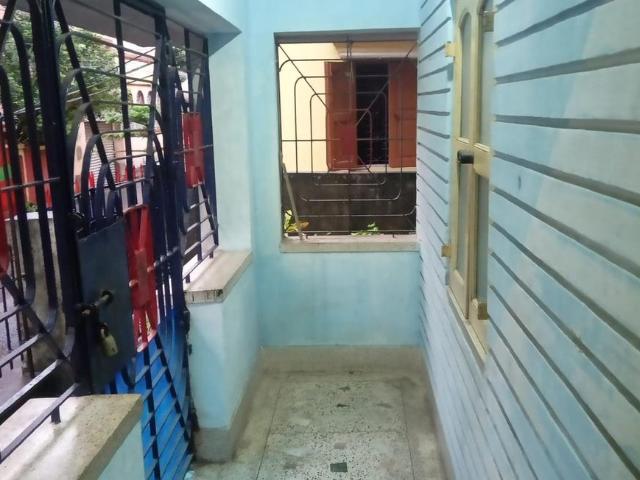 2 BHK Independent House in Kasba for rent Kolkata. The reference number is 9853827