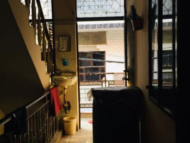 2 BHK Independent House in Khanpur for resale New Delhi. The reference number is 8405874