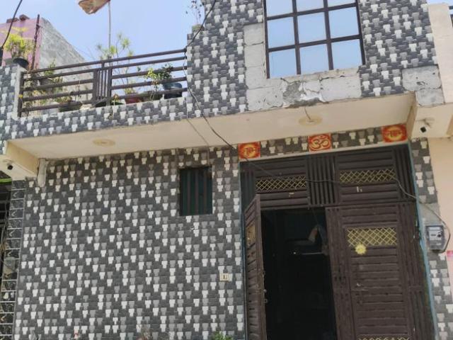 2 BHK Independent House in Khera Dhrampura for resale Greater Noida. The reference number is 20346968