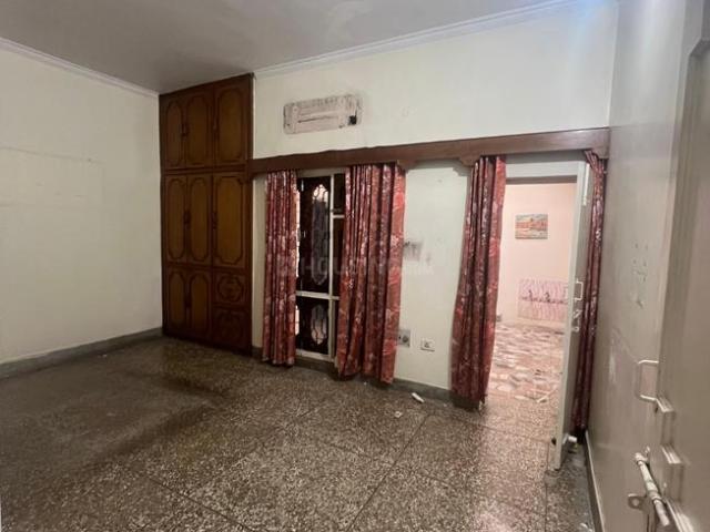 2 BHK Independent House in Khurram Nagar for rent Lucknow. The reference number is 21370233