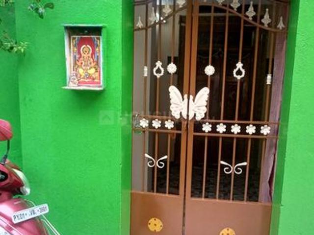 2 BHK Independent House in Kirumampakkam for rent Puducherry. The reference number is 17599267