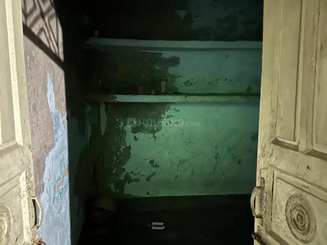2 BHK Independent House in Kirari Suleman Nagar for rent New Delhi. The reference number is 21040903