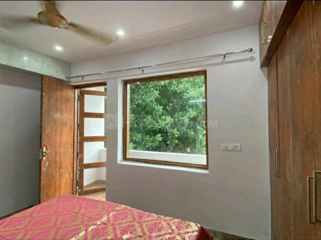 2 BHK Independent House in Lajpat Nagar for rent New Delhi. The reference number is 8711453