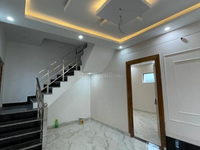 2 BHK Independent House in Lal Kuan for resale Ghaziabad. The reference number is 19296290