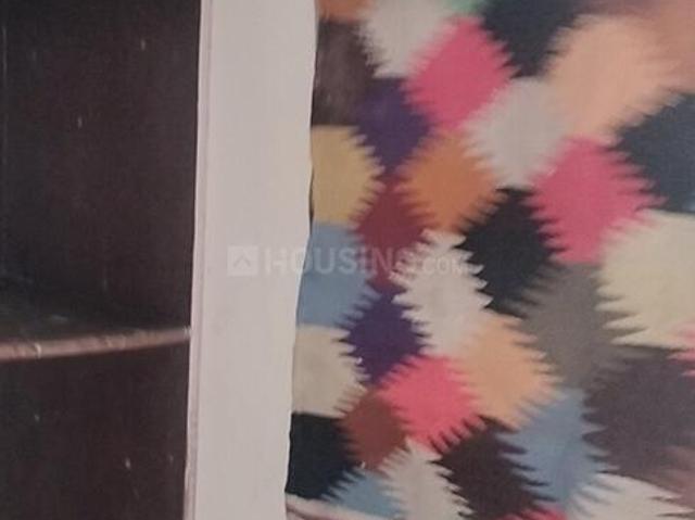 2 BHK Independent House in Laxmi Nagar for rent New Delhi. The reference number is 18909238