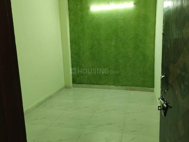 2 BHK Independent House in Laxmi Nagar for rent New Delhi. The reference number is 21054054