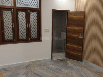 2 BHK Independent House in Laxmi Nagar for resale New Delhi. The reference number is 19597502