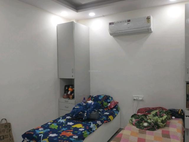 2 BHK Independent House in Laxmi Nagar for resale New Delhi. The reference number is 21012264