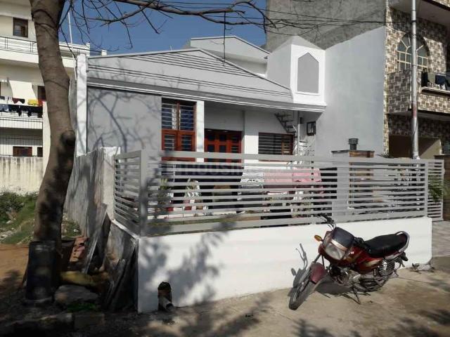 2 BHK Independent House in LDA Colony for rent Lucknow. The reference number is 17459347