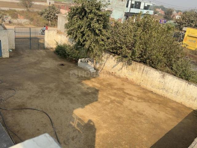 2 BHK Independent House in Loni Dehat for rent Ghaziabad. The reference number is 18936127