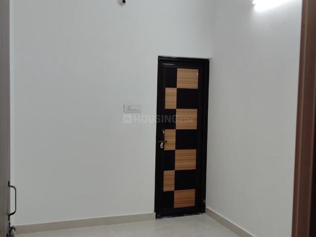 2 BHK Independent House in Manduwadih for rent Varanasi. The reference number is 17511233