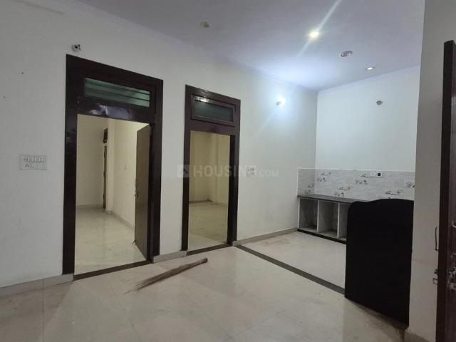 2 BHK Independent House in Manghatai for rent Agra. The reference number is 21043876