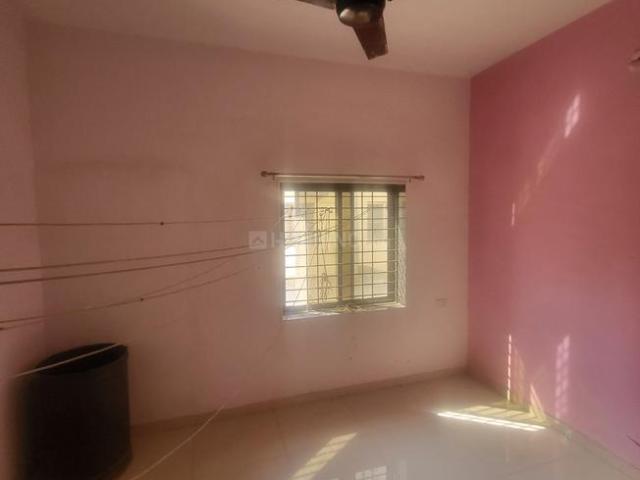 2 BHK Independent House in Manjalpur for rent Vadodara. The reference number is 18962596