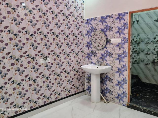 2 BHK Independent House in Maharaj Ganj for rent Madhubani. The reference number is 20469599