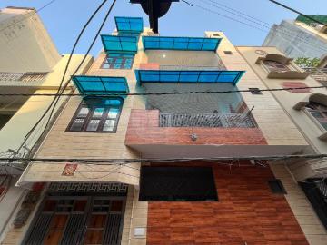 2 BHK Independent House in Mahavir Enclave for rent New Delhi. The reference number is 20407467